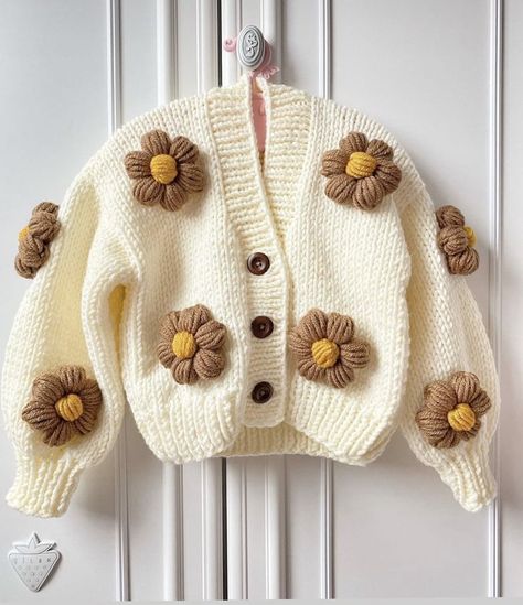 Crochet Patterns Cardigans, Crochet Sweater Design, Crochet Baby Cardigan, Mode Crochet, Knitted Baby Cardigan, Summer Baby Clothes, Haken Baby, Baby Hats Knitting, Crochet Baby Clothes