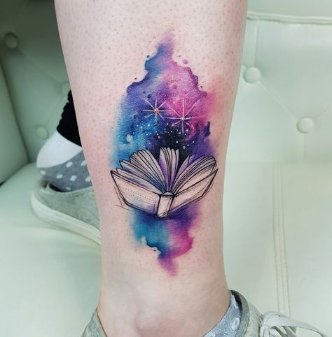 Nerdy Tattoos, Bookish Tattoos, Literary Tattoos, Sketch Tattoo Design, Book Tattoo, All Tattoos, Dream Tattoos, Love Tattoos, Creative Tattoos