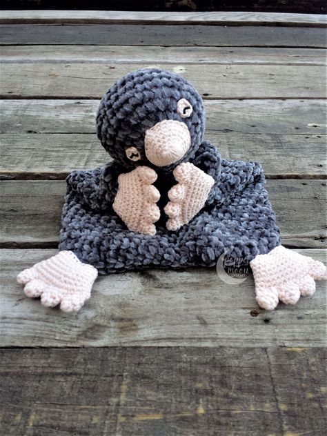 Crochet Bear Lovey Pattern Free, Baby Lovey Crochet Free Pattern, Crochet Mole, Baby Lovey Crochet, Crochet Lovey Pattern, Animal Security Blanket, Crochet Lovey Free Pattern, Crocheting Amigurumi, Crochet Critters