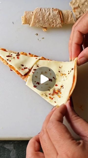 viyo food on Instagram: "Super easy leftover roti snack in just 3 minutes

#leftovers #roti #snackideas #healthysnacks #quicksnack #leftoverrecipes #snackbites #cheese #foodlovers #explorepage #snackideas #innovative #pizzabites #cheesybread #foodreels" Left Roti Recipe, Leftover Roti Recipes, Leftover Roti, Roti Recipe, Snack Bites, Cheesy Bread, Pizza Bites, Quick Snacks, Fryer Recipes