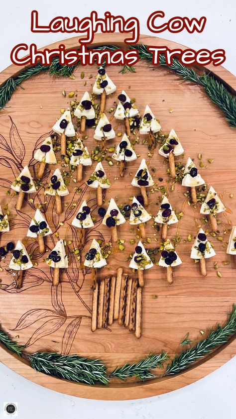 Smell Christmas, Christmas Cheese Tree, Cheese Tree, The Laughing Cow, Laughing Cow Cheese, Most Pinned Recipes, Christmas Cheese, Blackberry Recipes, Cow Cheese