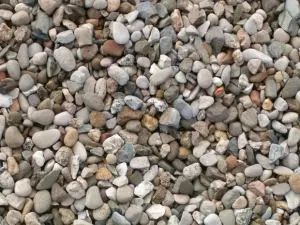 A Guide to Pea Gravel, Gravel, Crushed Stone, River Rocks and Decomposed Granite for Landscaping - Gardening Channel Gravel Patio Diy, Gravel Gardens, Crushed Granite, Pea Gravel Patio, Gravel Landscaping, Decomposed Granite, Gravel Patio, Gravel Driveway, Flagstone Patio