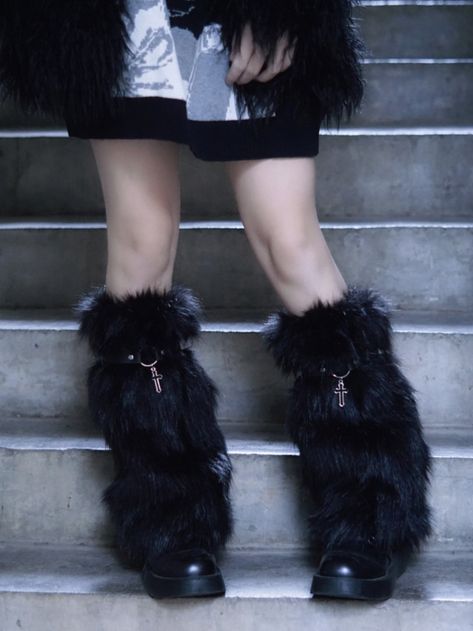 Fabric:Faux Fur Leg Warmer Outfits, Fur Boots Outfit, Diy Leg Warmers, Faux Fur Leg Warmers, Leg Warmers Outfit, Black Leg Warmers, Fur Leg Warmers, Heart Shaped Ring, Festival Attire