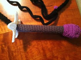 Heart in Flight Crochet: Crocheted Amethyst Whip Pattern From Steven Universe Homestuck Crochet Patterns, Steven Universe Crochet Pattern, Steven Universe Crochet Pattern Free, Steven Universe Crochet, Crochet Goodies, Fun Crochet Projects, Half Double Crochet, Sewing Basics, Crafty Craft