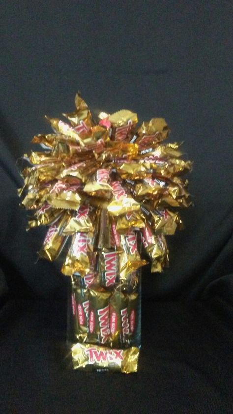 Granny Ge Ge Sweet Shop Twix Candy Bouquet Twix Candy, Edible Christmas Gifts, Candy Art, Edible Gifts, Sweet Shop, Candy Bouquet, Halloween Wreath, Christmas Gift, Crown Jewelry