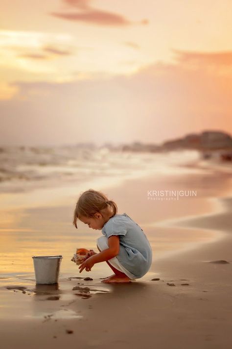 Toddler Beach Photos, Family Beach Photography, Beach Pictures Kids, Beach Photography Family, Toddler Photoshoot, Toddler Beach, Toddler Photos, Florida Photography, Family Beach Pictures