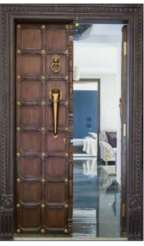 Traditional Main Door Design Indian, Classic House Interior Design, Temple Door, House Main Door, Double Doors Exterior, House Main Door Design, Door Design Photos, Main Entrance Door Design, Front Door Design Wood