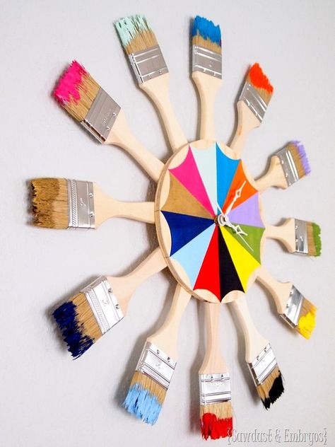 Colorful Paint Brush Starburst Clock (or mirror) DIY Step by Step Tutorial {Reality Daydream} Wall Clock Design Ideas, Starburst Clock, Clock Design Ideas, Art Classroom Decor, Diy Step By Step, Diy Jewelry Inspiration, Wall Clock Design, Unique Wall Clocks, Diy Clock