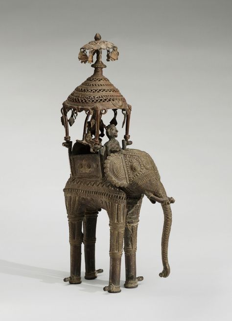 Elephant with Canopy and Swinging Figure Made in Chhattisgarh, Bastar region, India ca. 19th - 20th century Dhokra Art, Sparkle Art, Historical Sculptures, Silver Ware, India Crafts, Indian Idol, Brass Sculpture, Air India, Indian Elephant