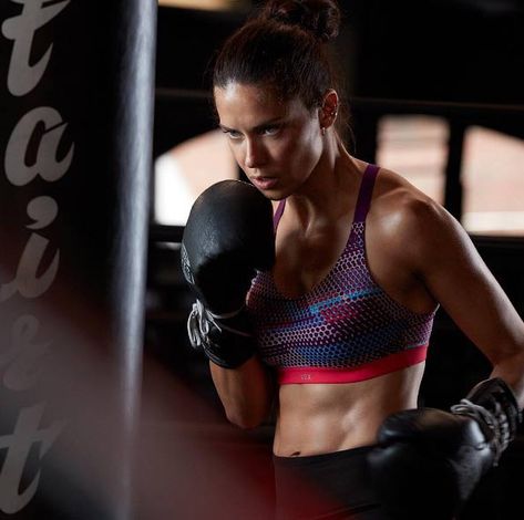 Adriana Lima Boxing, Sport Photoshoot, Adriana Lima Victoria Secret, Joseph Pilates, Victoria Sport, Victoria Secret Fashion, Victoria Secret Sport, Emily Ratajkowski, Victoria Secret Fashion Show