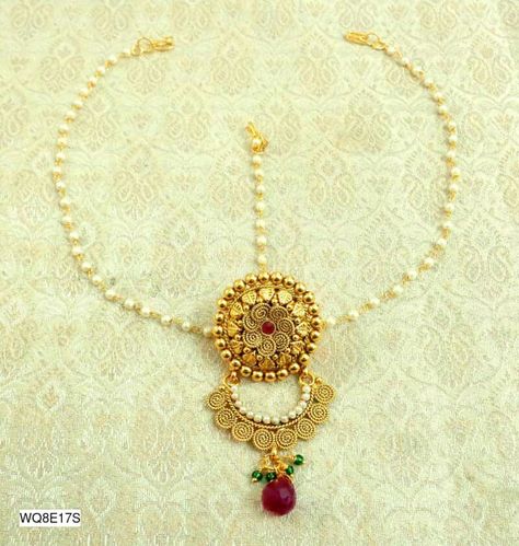 Traditional Kundan Maangtika  Material: Alloy Maang Tikka Design, Tikka Designs, Maang Tikka Set, Unique Gold Jewelry Designs, Antique Jewellery Online, Hair Accessories Wedding, Copper Jewellery, Maang Tikka, Copper Pearl