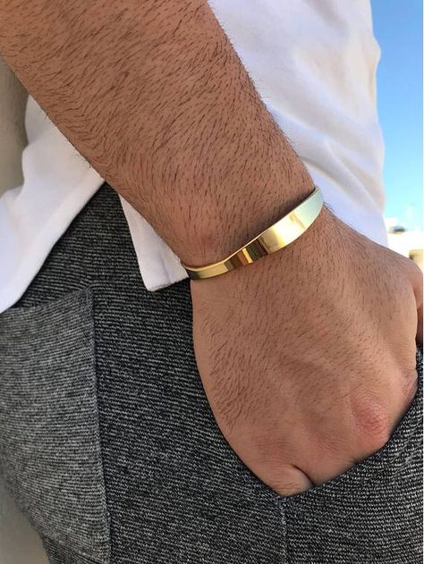 Bracelet Men Gold, Man Gold Bracelet Design, Gold Jewelry Simple Necklace, Men's Bracelets, Mens Gold Jewelry, Mens Gold Bracelets, Gold Bride Jewelry, Classic Bracelets, Gold Jewelry Simple