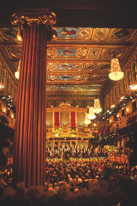 The Vienna Philharmonic gives its annual New Year's Concert in the Golden Hall of the Musikverein. The whole world looks on and joins in the celebrations of the first day of the new year. ©WienTourismus / Lois Lammerhuber Year Concert, New Year Concert, Concert Hall Architecture, Golden Hall, Vienna Philharmonic, Stage Show, Concert Hall, Old Money Aesthetic, Classical Music