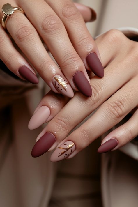 Embrace the essence of autumn with these gorgeous fall nail ideas that embody a chic yet simple style. Picture deep burgundy hues paired with delicate leaf accents, creating a warm and inviting vibe for the season. This nail design effortlessly captures the cozy feelings of fall while staying elegantly understated. Perfect for any autumn occasion, these nails will make a statement without overwhelming. Get inspired and let your nails celebrate the beauty of autumn! Elegant Autumn Nails, Classy Autumn Nails, Fall November Nails, Autumn Leaf Nails, Cinnamon Nails, Fall Wedding Nails, Bridesmaids Nails, Latest Nail Designs, Simple Fall Nails