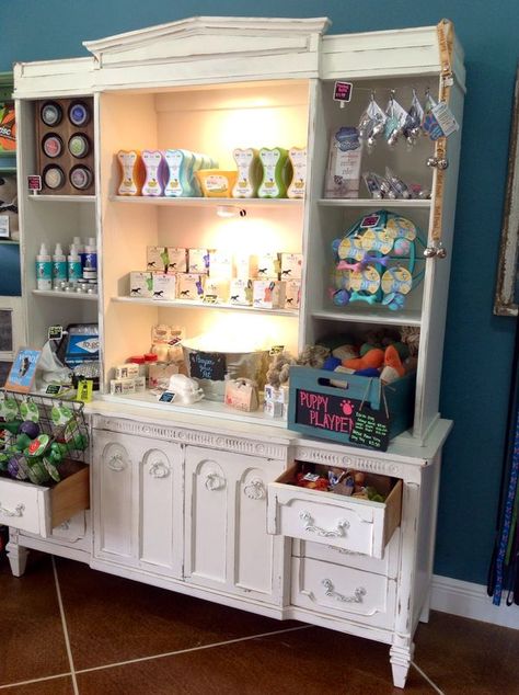 Dog Boutique Display Ideas, Pet Boutique Ideas, Toy Boutique, Merch Display, Candles Display, Dog Grooming Salon Decor, Dog Boutique Ideas, Wellness Boutique, Repurposed China