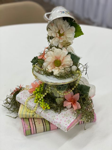 Teacup Display, Tea Party Centerpieces, Tea Room Decor, Tea Cup Display, Floating Tea Cup, Teacup Flowers, Wedding Table Setup, Book Centerpieces, Tea Cup Art