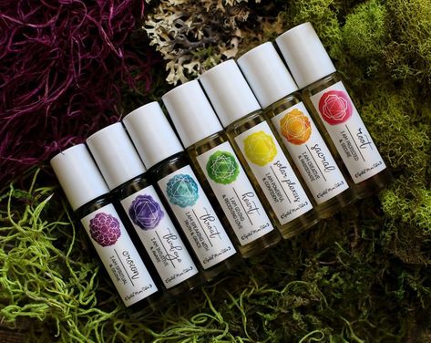 Moon Sisters, Chakra Alignment, Healthy Drinks Smoothies, Oil Roller, Essential Oil Set, Body Sprays, Roll On Bottles, Herbal Magic, Health And Fitness Articles