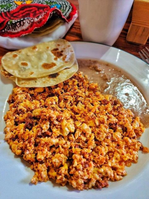 How To Make Chorizo, Pork Chorizo, Canning Refried Beans, Chorizo And Eggs, Chorizo Recipes, Hispanic Food, White Onion, Pinto Beans, Mexican Food Recipes Authentic