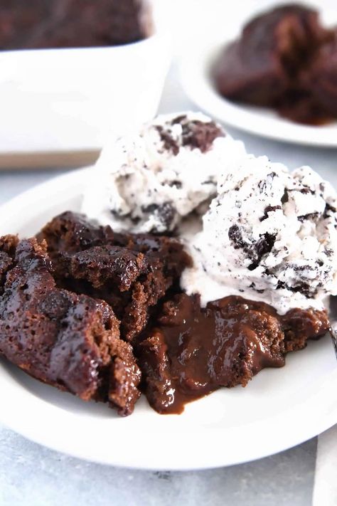 Hot Fudge Pudding Cake {9X13-inch Pan} - Mel's Kitchen Cafe Hot Fudge Pudding Cake Recipe, Hot Fudge Pudding Cake, Hot Fudge Pudding, Fudge Pudding Cake, Melted Marshmallow, Fudge Pudding, Brownie Pudding, Baking Therapy, Chocolate Cobbler