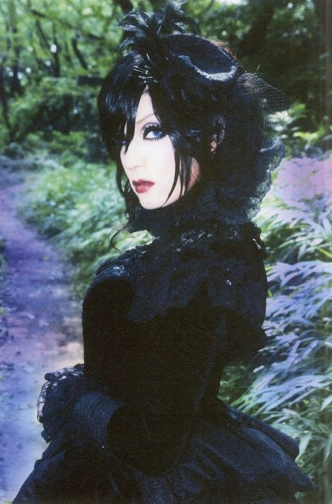 #kaya #femmefatale #jrock #schwarzstein Kaya Rose Visual Kei, Angura Kei Aesthetic, Kaya Vkei, Kaya Rose, Visual Kei Fashion, Malice Mizer, Kei Visual, Rose Queen, Kei Fashion