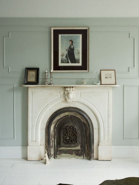 The Queen Is In The Room  #royalty Mint Green Fireplace, Classic Living Room Decor, Vintage Interior Design, Paint Color Inspiration, Neo Victorian, River House, Modern And Antique, Vintage Interior, Architecture Fashion