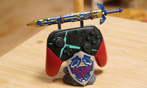 3d Printed Switch Game Holder, 3d Print Controller Holder, Zelda 3d Print, Resin Stand, Gaming Stand, 3d Printing Toys, Nintendo Switch Pro Controller, Hylian Shield, Switch Pro Controller