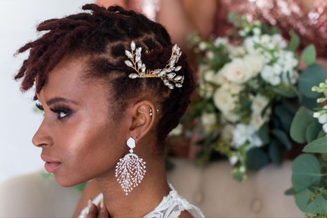 Short Locs Hairstyles For Wedding, Short Locs Bridal Hairstyles, Bridal Locs Hairstyles Short, Short Locs Formal Hairstyles, Short Locs Wedding Hairstyles, Med Locs, Loc Jewelry On Short Locs, Short Dread Styles, Freeform Locs