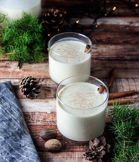 Maple Sweetened Eggnog (No Refined Sugar!) — Foraged Dish Sugar Free Eggnog, Sugar Free Eggnog Recipe, Whole 30 Snacks, Homemade Eggnog, Eggnog Recipe, Sugar Free Desserts, Cleaning Dishes, Refined Sugar Free, Refined Sugar