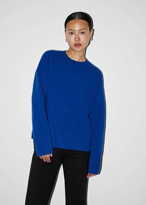 The Best Minimalist Outfits For Women In 2024 | Who What Wear UK Bright Blue Sweater, Cobalt Blue Sweater, Patent Trench Coats, Outfit Minimalist, I Fall To Pieces, Cropped Knit Sweater, Blue Knit Sweater, Long Sleeve Knit Sweaters, Leather Trench Coat