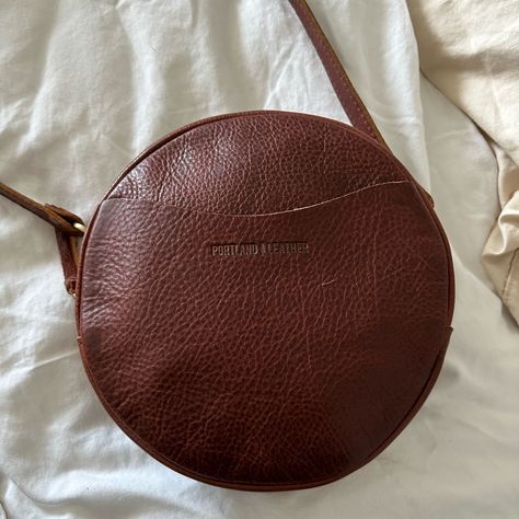 Round Leather Crossbody Portland Leather. Brand New Portland Leather Circle Bag, Leather Circle Bag, Round Bags, Best Champagne, Circle Bag, Leather Company, Round Bag, Round Leather, Crossbody Tote