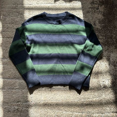 Never Worn!! Cute Navy Blue And Dark Green Sweater From Shein Size Small! A Amazing Sweater To Wear On A Winter Day! Dark Blue Sweater, Dark Green Sweater, Shein Sweater, Green Sweater, Outfit Combinations, Blue Sweaters, Dark Green, Dark Blue, Navy Blue