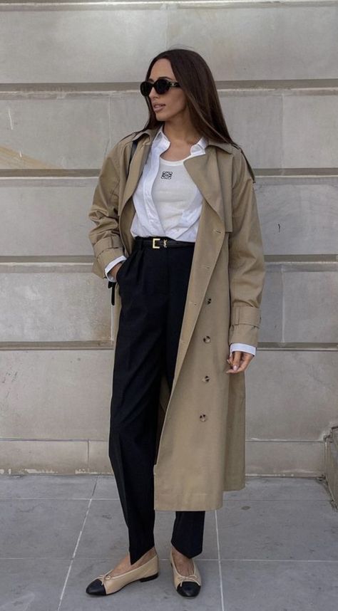 @irinstylin Trent Coat Outfit, Kate Foster Working Moms, Trent Coat, Polished Outfits, Networking Outfit, Women Looks, Classy Business Outfits, Business Professional Outfits, Business Attire Women