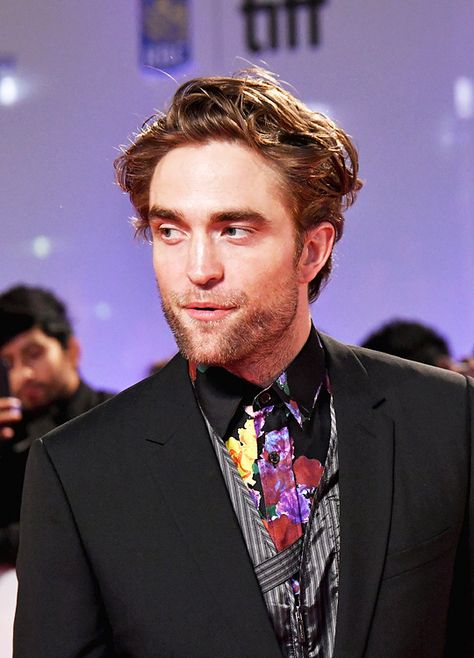 Robert Pattinson Movies, King Robert, Robert Douglas, Cedric Diggory, High Life, International Film Festival, British Actors, Robert Pattinson, Funny People