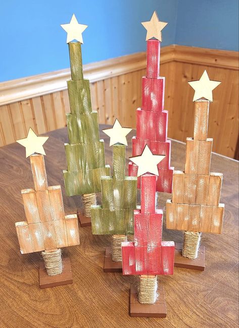 Wood Christmas Trees Diy, Beach Christmas Decorations, Diy Christmas Door, Christmas Signs Diy, Christmas Diy Wood, Wooden Christmas Crafts, Diy Christmas Ornaments Easy, Dollar Tree Christmas, Christmas Decorations Diy Outdoor