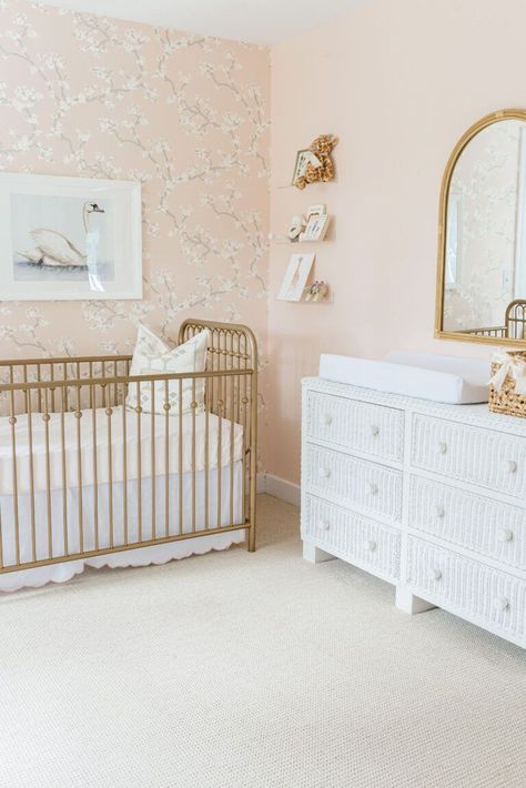 Nursery Wallpaper Ideas, Gold Crib, Girl Nursery Wallpaper, Girl Nursery Pink, Classic Nursery, Nursery Room Design, Girl Nursery Room