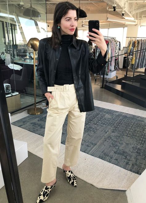 Easy Basic Outfits, Black Leather Shirt Outfit, Leather Shirt Outfit, Denim Skirt Trend, Knitwear Trends, Basic White Tee, Skirt Trends, Outfit Formulas, Leather Shirt