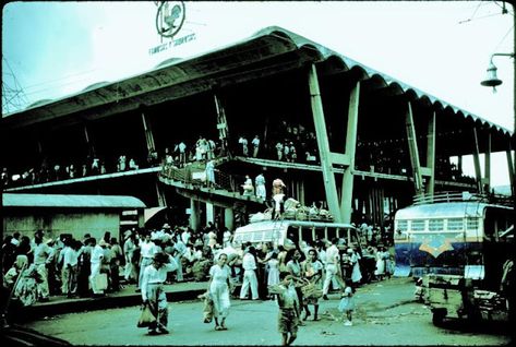 25 Vintage Color Photos of Colombia in 1959 ~ Vintage Everyday Vintage Photography Aesthetic, Vintage Everyday, Photography Aesthetic, Vintage Color, Caribbean Sea, Vintage Photo, The Caribbean, Vintage Photography, The East