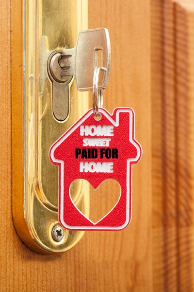 Who wouldn't love to have a paid for house?! Steve & his wife PAID OFF THEIR MORTGAGE (woohoo!) by following these 5 simple rules. House Paid Off Party, Paid Off Mortgage Celebration, Paid Off House Quotes, House Paid Off, Mortgage Free Quotes, Paid Off House, Mortgage Paid Off, Mortgage Burning Party Ideas, Pay Off House