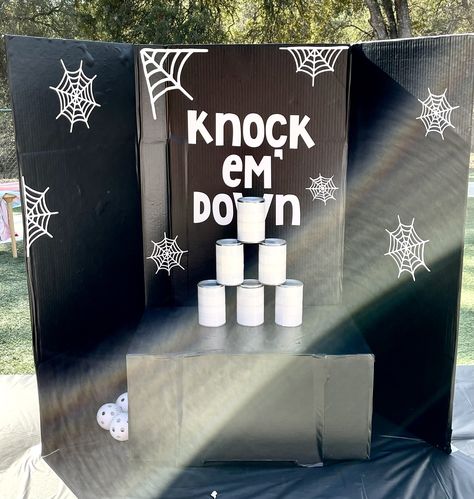 Fall Game Booth Ideas, Indoor Fall Festival Games, Outdoor Fall Festival Ideas, Spooky Party Games, Halloween Booth Ideas Fall Festivals, Halloween Stag And Doe Games, Halloween Festival Games Booth Ideas, Carnevil Halloween Games, Halloween Stag And Doe