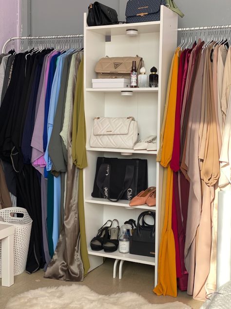 Abaya Closet Design, Abaya Wardrobe Aesthetic, Abaya Closet, Hijab Closet, Abaya Shop, Hijabi Mode, Closet Organisation, Modest Outfits Muslim, Modest Wardrobe