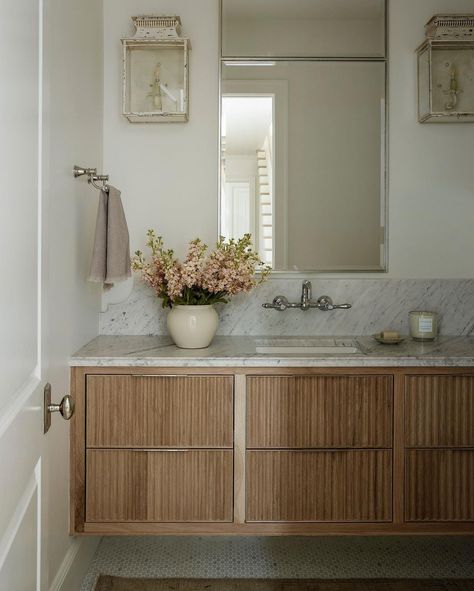 alex adamson on Instagram: “A fluted white oak vanity, oval marble tile and vintage inspired lanterns make up the powder bath from the #alpinecirclehome” Neutral Bathroom, Oak Bathroom, Classic Bathroom, Wall Mount Faucet, Cabinetry Design, Powder Bath, Bathroom Renos, Bath Remodel, Bath Design