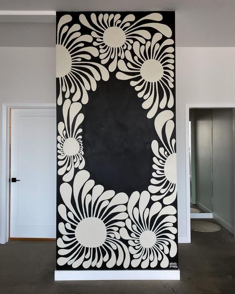 Diy Bedroom Mural Ideas, Mural Wall Art Creative, Scandinavian Mural, Home Murals, Black Wall Mural, How To Start Painting, Art Shed, Interior Murals, Accent Wall Designs