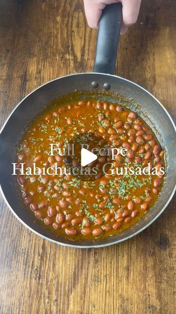 Edgardo E Jose on Instagram: "Habichuelas Guisadas { full recipe }  Ingredients:  -1 tablespoon olive oil  -¼ cup tomato sauce  -2 tablespoons sofrito sauce  -packet sazon seasoning  -¼ teaspoon black pepper  -2 cups cooked pinto beans, drained  -1 ½ cups water  Directions:  Heat oil in a saucepan over low heat. Add tomato sauce, sofrito, sazon, and pepper. Cook, stirring for about 3 minutes. Stir in beans, water, and salt. Increase heat to medium, and cook for 15 minutes, or until sauce has thickened.  Here we have a easy to make recipe for Habichuelas Puerto Rican style 🇵🇷  A perfect side dish for Carne Guisada and much more, These are the Puerto Rican version of beans.   #habichuelas #habichuela #puertoricoeats" Puerto Rican Beans Recipe, Puerto Rican Beans, Habichuelas Guisadas, Puerto Rican Style, Sazon Seasoning, Carne Guisada, Pinto Beans, Recipe Ingredients, Perfect Side Dish