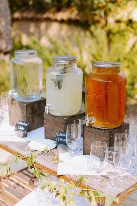 Non Alcoholic Drinks Wedding, Signature Mocktails Drinks, Non Alcoholic Drink Bar Wedding, Wedding Drink Ideas Non Alcoholic, Drink Table Wedding Beverage Stations, Non Alcoholic Cocktail Hour Wedding, Alcohol Free Wedding, Launch Food, Wedding Drink Bar