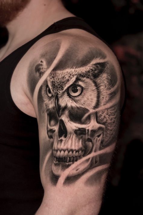 Owl Skull Tattoos, Finger Tattoos Words, Realistic Owl Tattoo, Owl Tattoo Drawings, Tato Paha, Krishna Tattoo, Surreal Tattoo, Tattoo Animal, Owl Tattoo Design