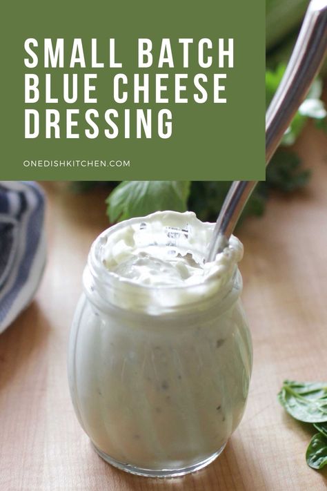 Homemade Blue Cheese Dressing, Homemade Blue Cheese, Blue Cheese Dressing Recipe, Cheese Salad Dressing, Bleu Cheese Dressing, Homemade Salad Dressing Healthy, Blue Cheese Recipes, Homemade Greek Yogurt, Blue Cheese Salad