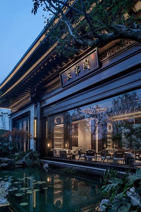 China House Design, Chinese House Design, Japanese Architecture Modern, Chinese Interior Design, China House, Chinese House, China Architecture, Asian Architecture, Expensive Houses