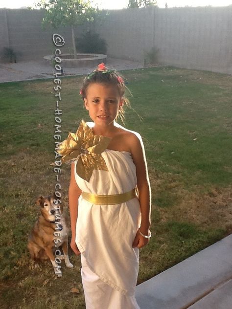 Every year my daughter comes up with some creative idea for a costume.  Her idea to be Medusa has been my favorite!  It was so cheap and easy, and she got Ancient Greek Costumes, Medusa Costume, Greek Costume, Diy Girls, Greek Goddess Costume, Homemade Costume, Goddess Costume, White Sheet, Homemade Costumes