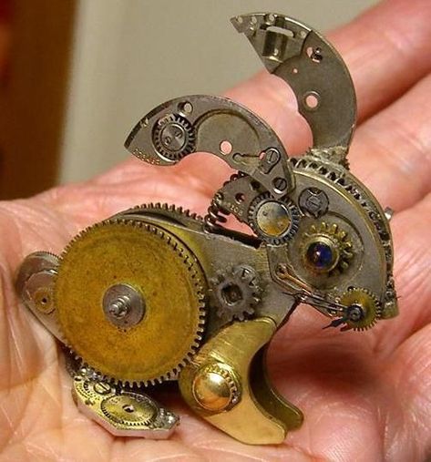 Robo Animals, Mechanic Art, Sculpture Aesthetic, Hardware Art, Steampunk Kunst, Recycled Watch, Steampunk Gadgets, Steampunk Items, Steampunk Animals