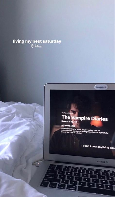 Netflix Captions Instagram Story, Movie Time Instagram Story Caption, Vampire Diaries Snapchat Story, Movie Night Instagram Story Ideas, Movie Time Captions For Instagram, Movie Aesthetic Story, Tvd Captions For Instagram, Movie Night Ig Story, Netflix Captions Instagram